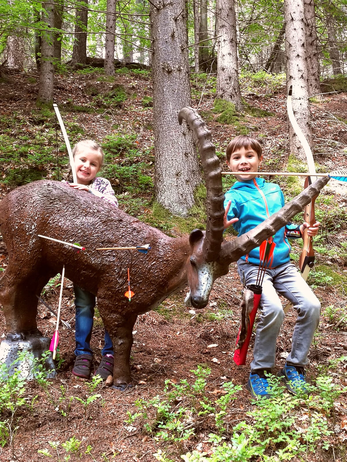 Gemeinsam lernen, zielen und jubeln: Ein Geburtstag in der Natur, der Kindern lange in Erinnerung bleibt.
